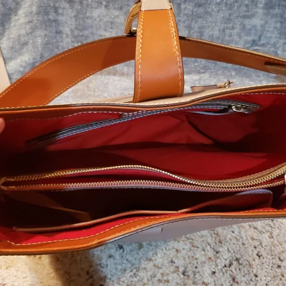 Dooney & Bourke Beige Shoulder Bag with Gold Hardware - Picture 4 of 5